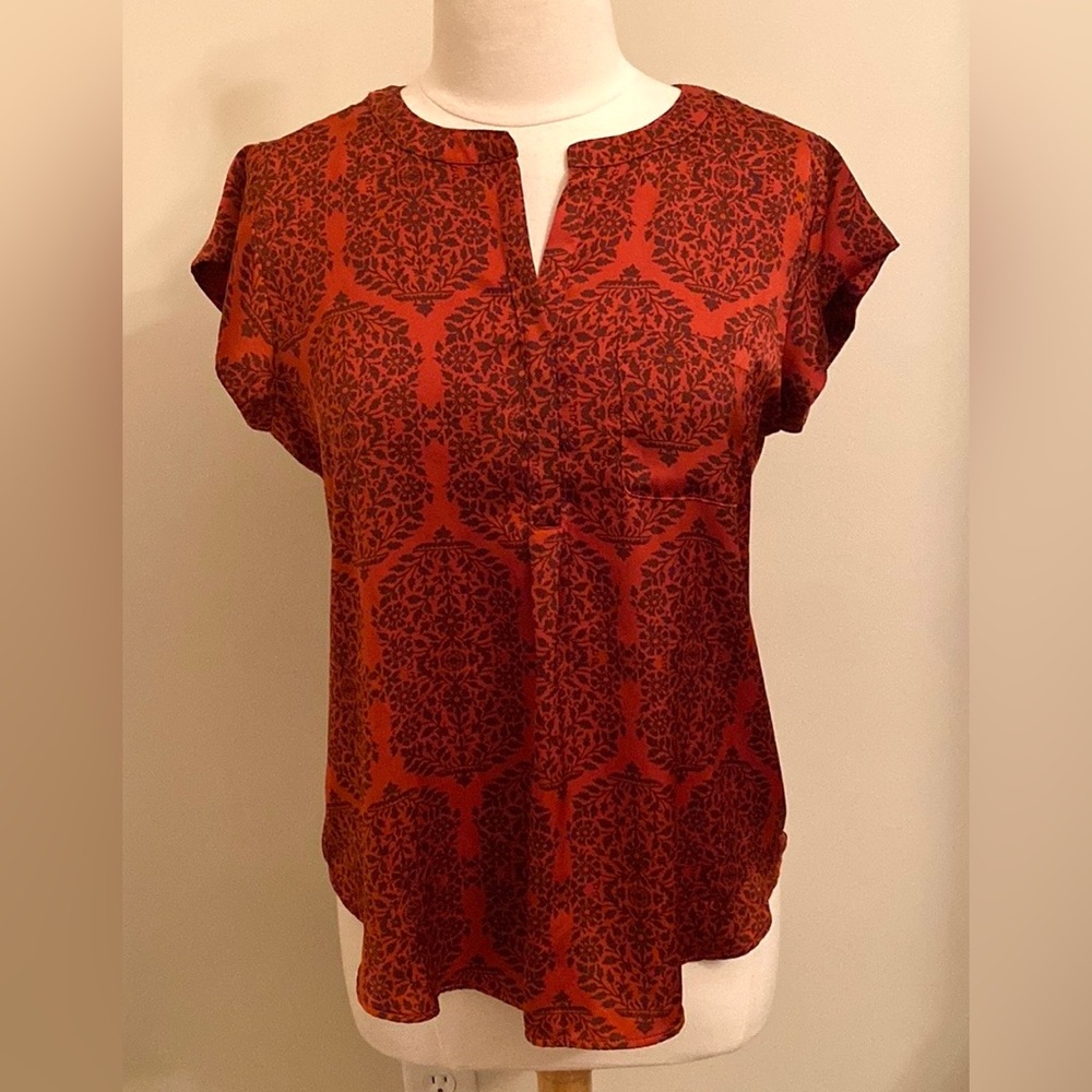 Liz Claiborne Rust Orange Floral SZ M Career Chic Boho Cottagecore Silky Top